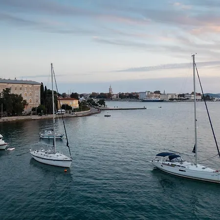 公寓 Val Maistro 扎达尔