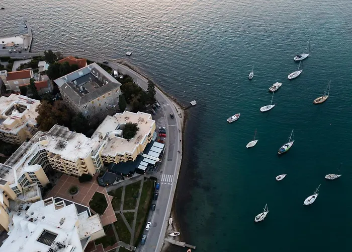 Val Maistro דירה זאדאר